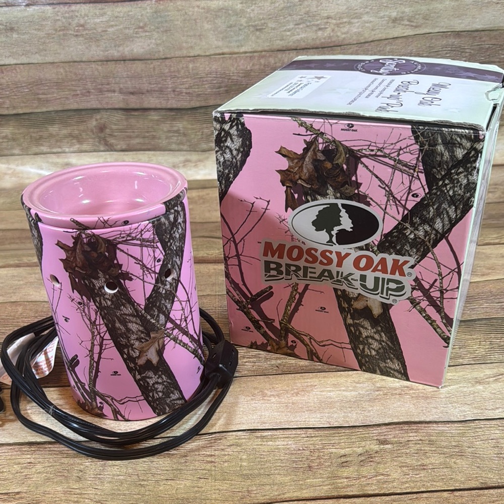Mossy Oak Pink Camouflage Scentsy Warmer